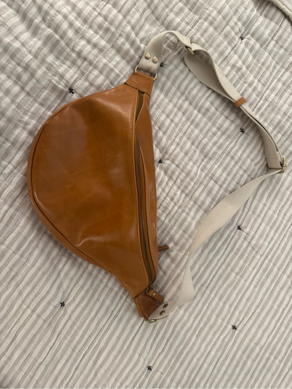 Classic Tan Leather Crossbody Sling Bag with Cream Strap